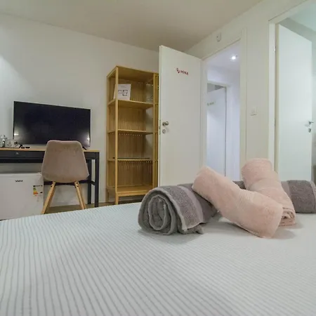 Romiru Rooms And Studio Apartment Split Exterior foto