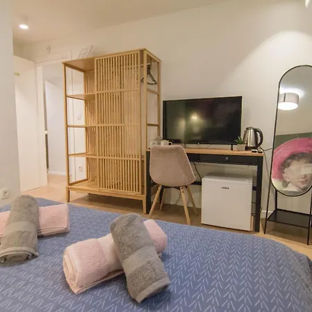 Romiru Rooms And Studio Apartment Split Exterior foto