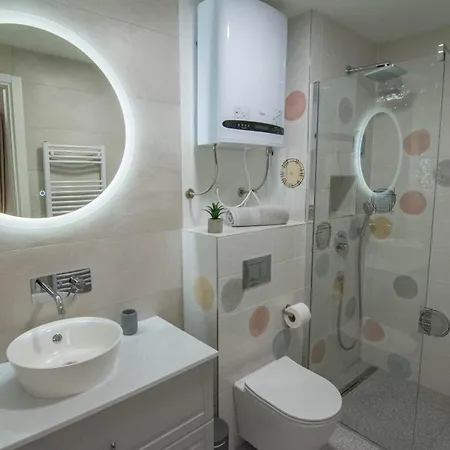 Romiru Rooms And Studio Apartment Split Exterior foto